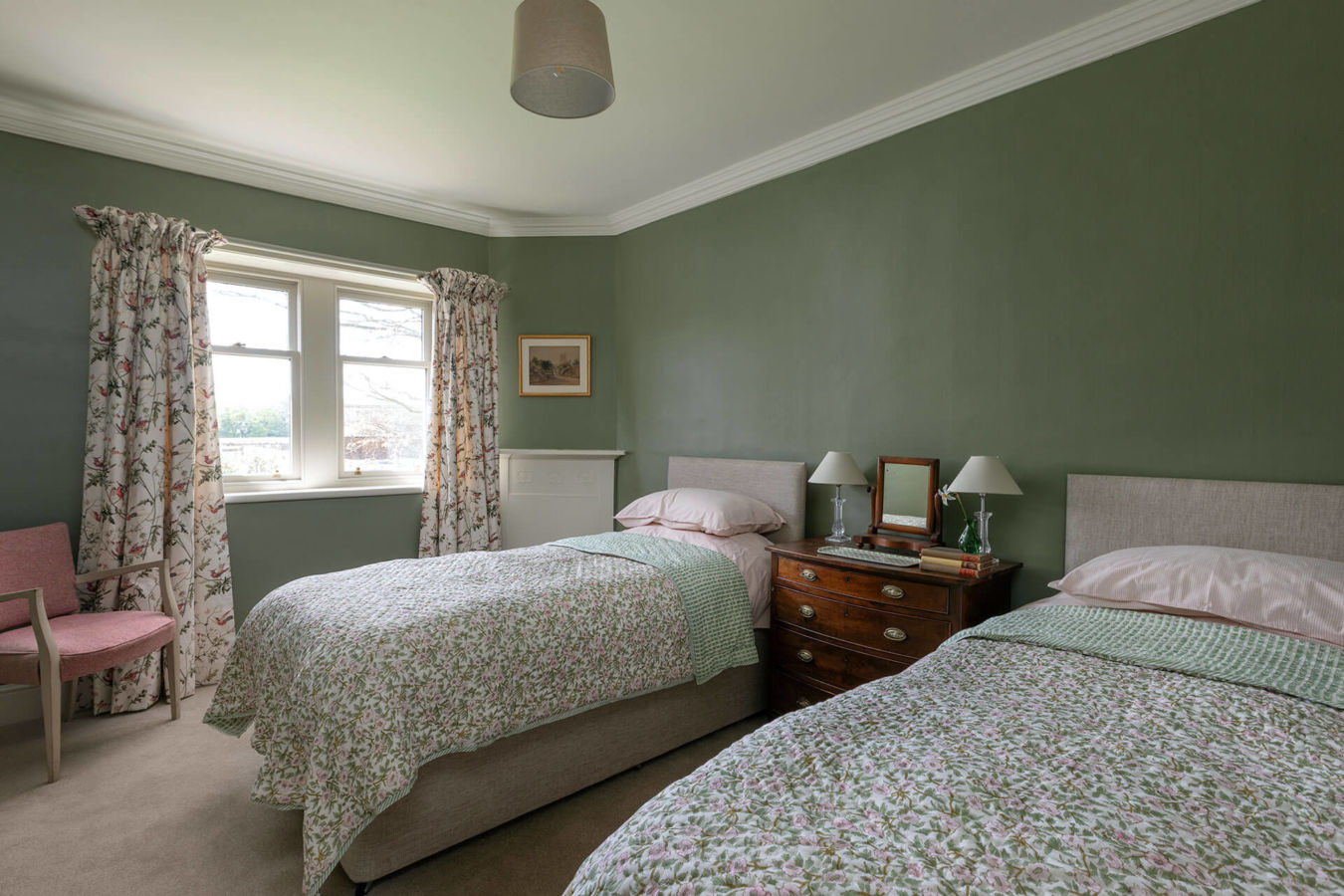 Twin bedroom in Crookham Eastfield Farmhouse, Northumberland